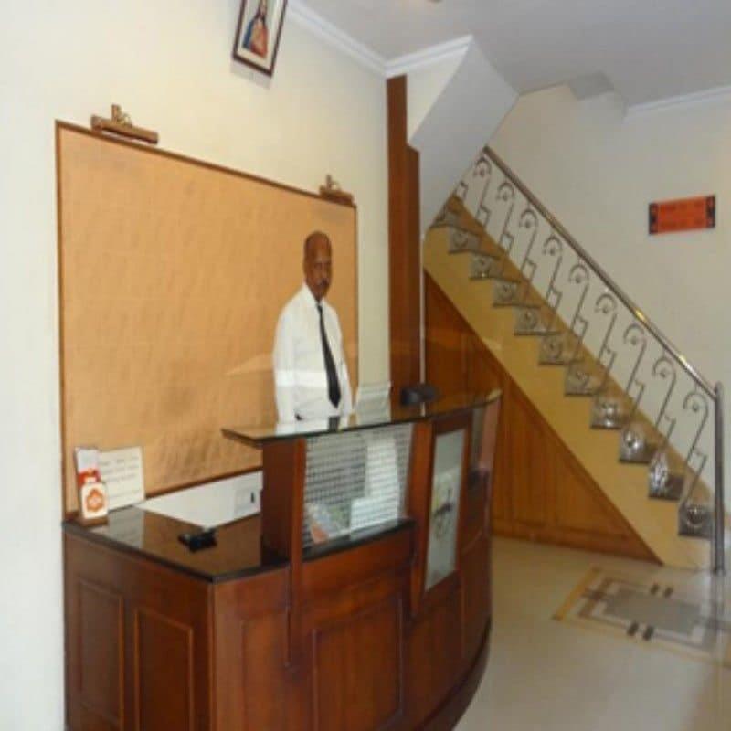 Mjm Plaza Hotel Kochi Bagian luar foto